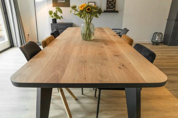 Alternative view of Eettafel Speciale