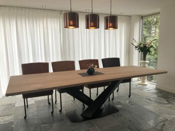 Alternative view of Eettafel Brillante