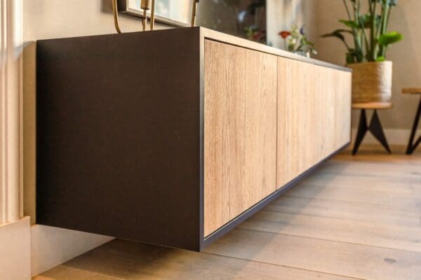 Alternative view of TV Meubel Decente