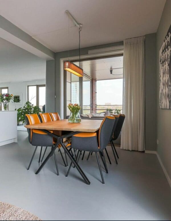 Alternative view of Eettafel Dolce